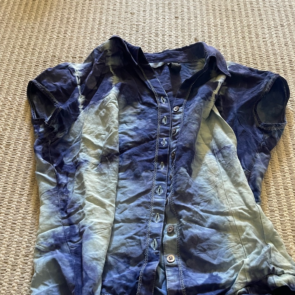 short sleeve blouse